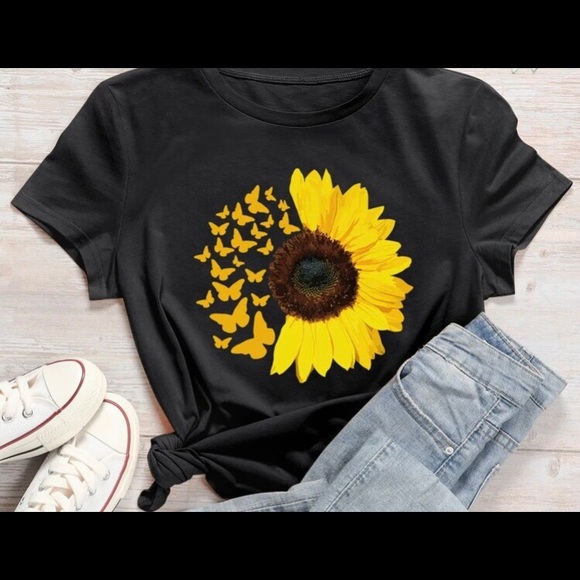 SHEIN medium tee, black - Picture 1 of 4